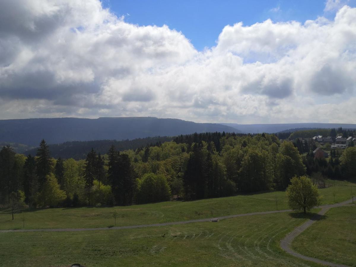 Hotel Schoene Aussicht Masserberg Buitenkant foto