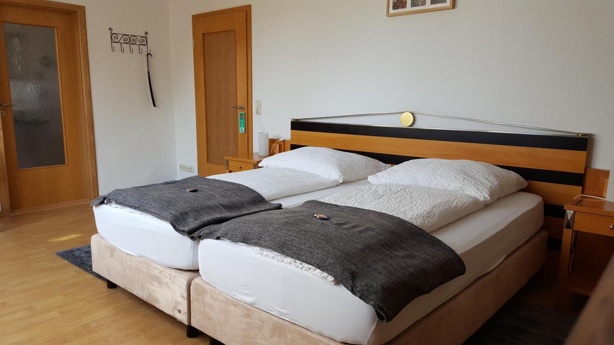 Hotel Schoene Aussicht Masserberg Kamer foto