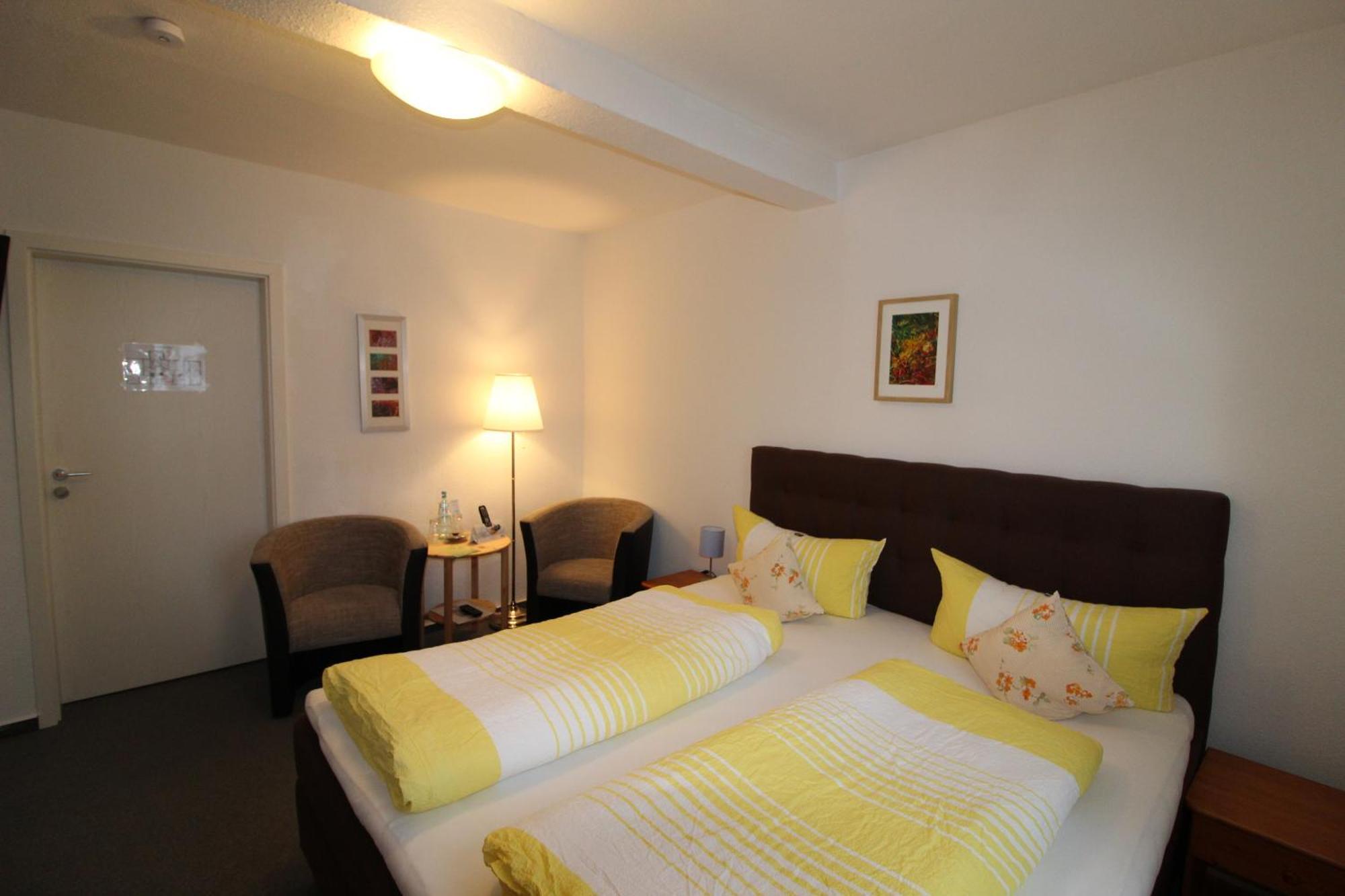 Hotel Schoene Aussicht Masserberg Kamer foto